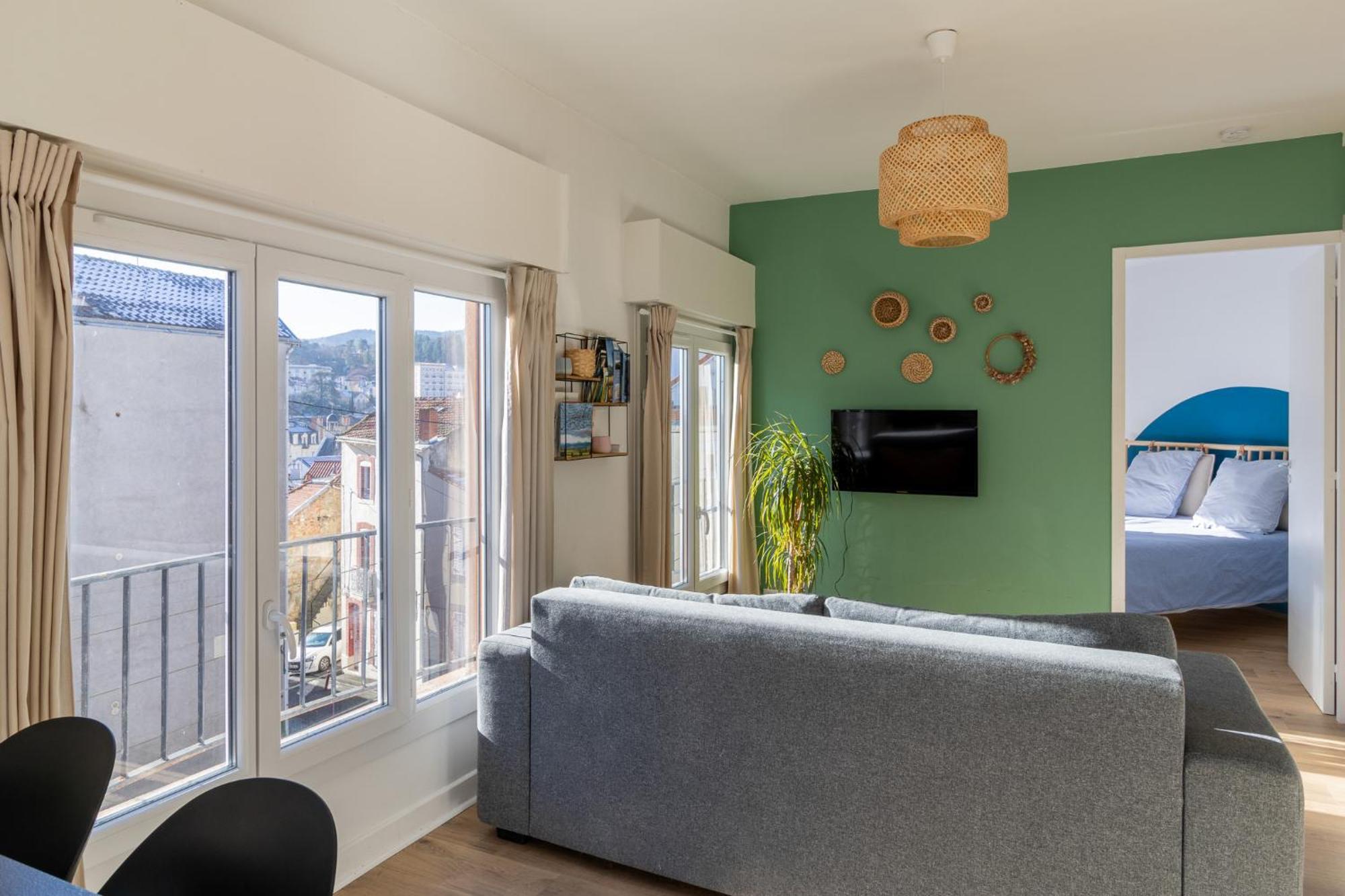 L' Oriol A Apartment *